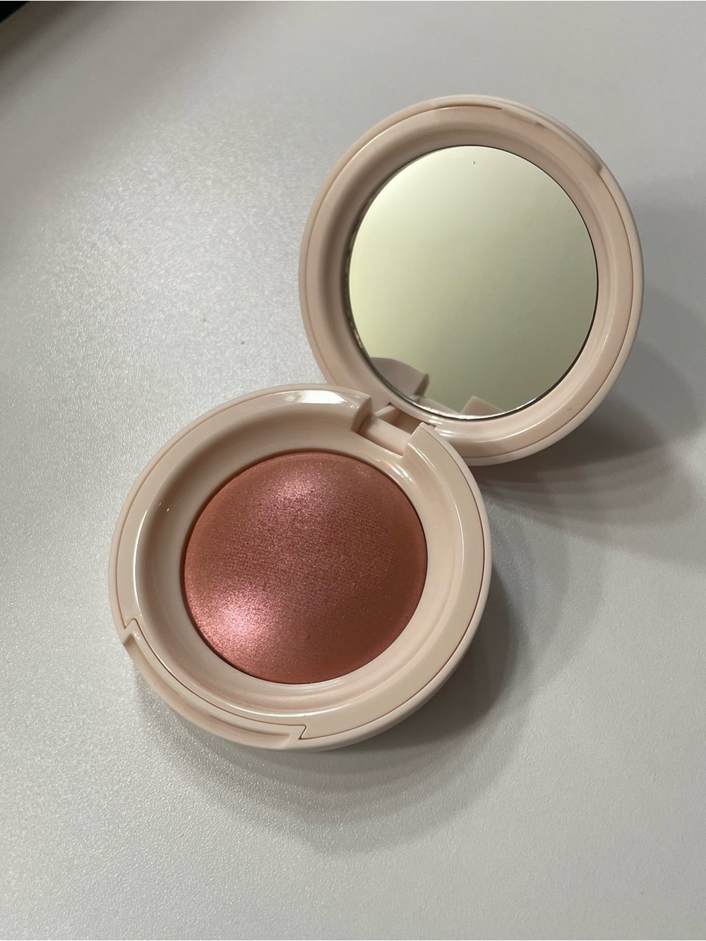 Rare Beauty Blush - Hope
